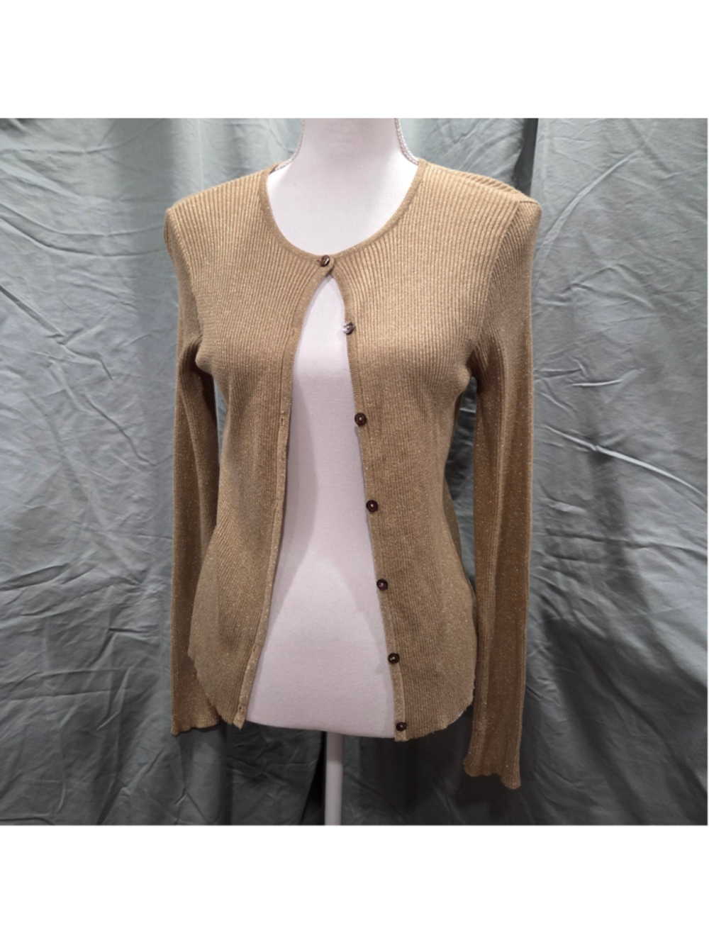 Women's Gold Cardigan Sweater 90s Minimalism Old Money Quiet Luxury